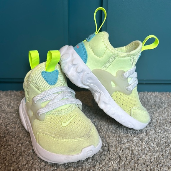 Nike React Presto Volt Yellow Toddler Sneakers 5C - Picture 1 of 11